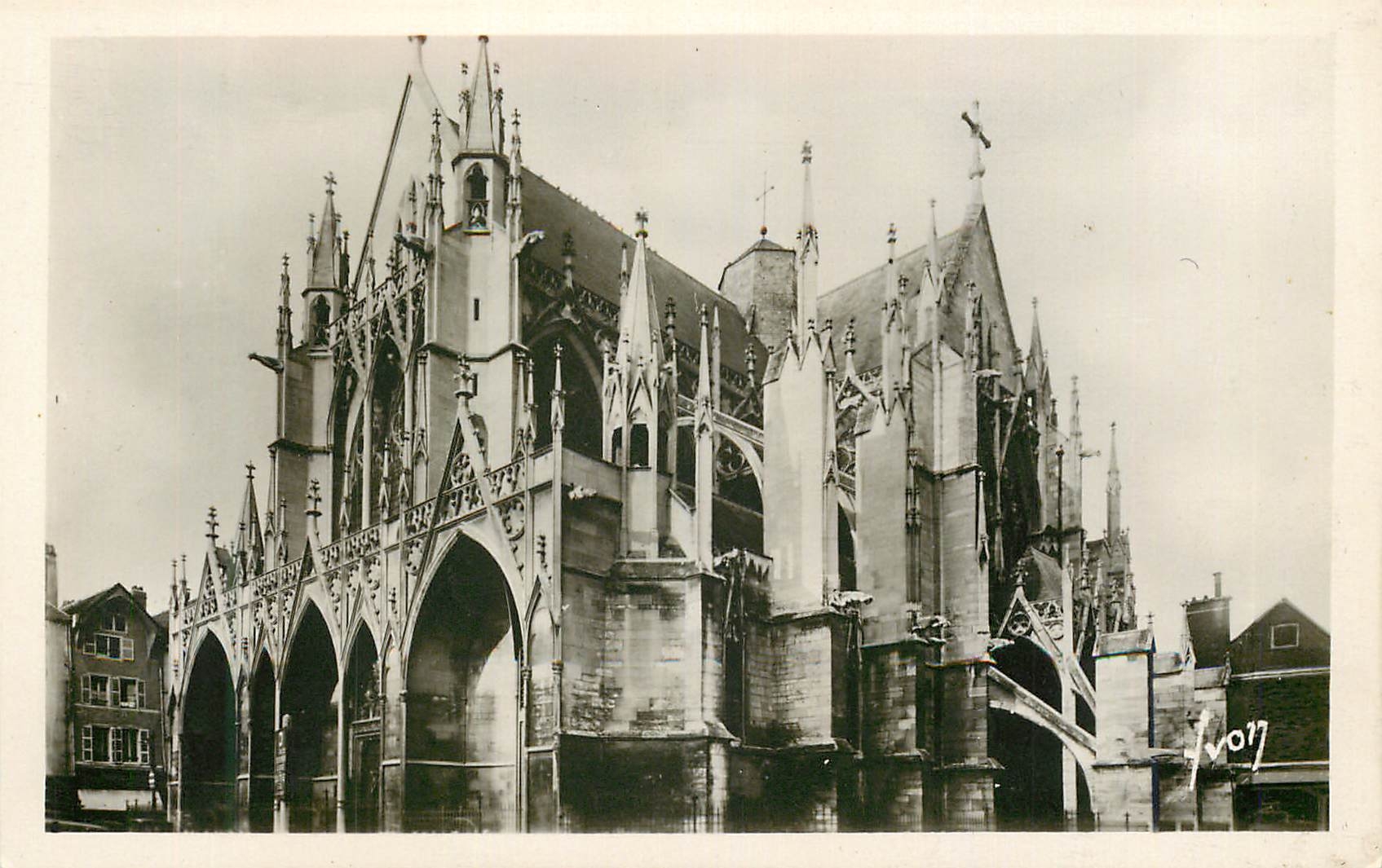 CPM Troyes (Aube) L'Eglise Saint Urbain (1262 1389)