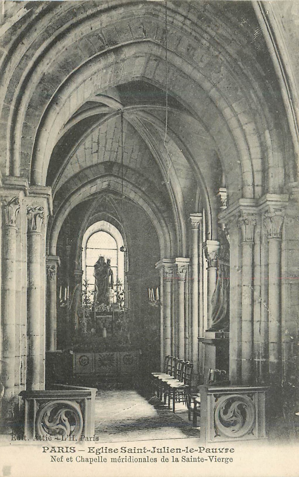 CPA Paris Eglise Saint Julien le Pauvre