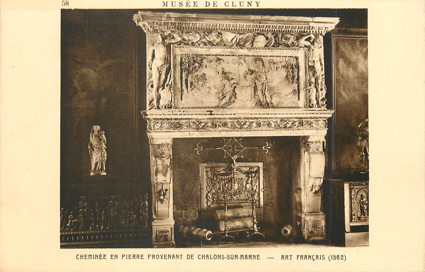 CPA Cheminee en Pierre provenant de Chalons sur Marne
