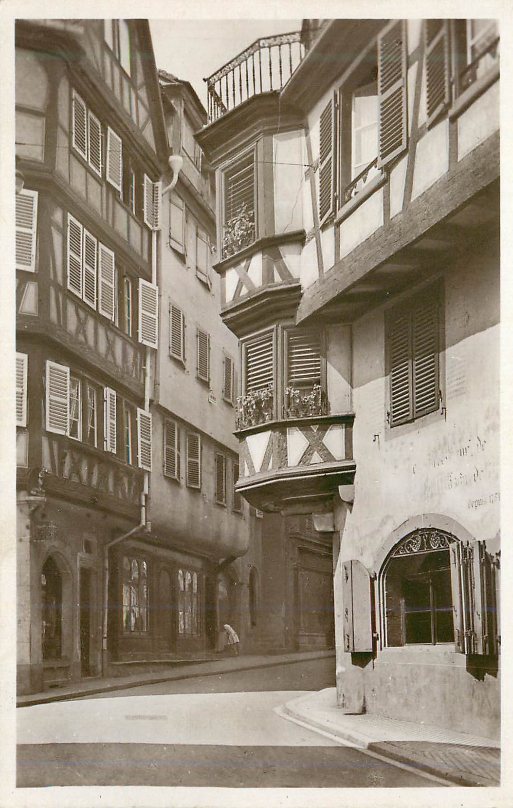 CPM le Vieux Colmar la Rue des Marchands (Maison Chevalier)