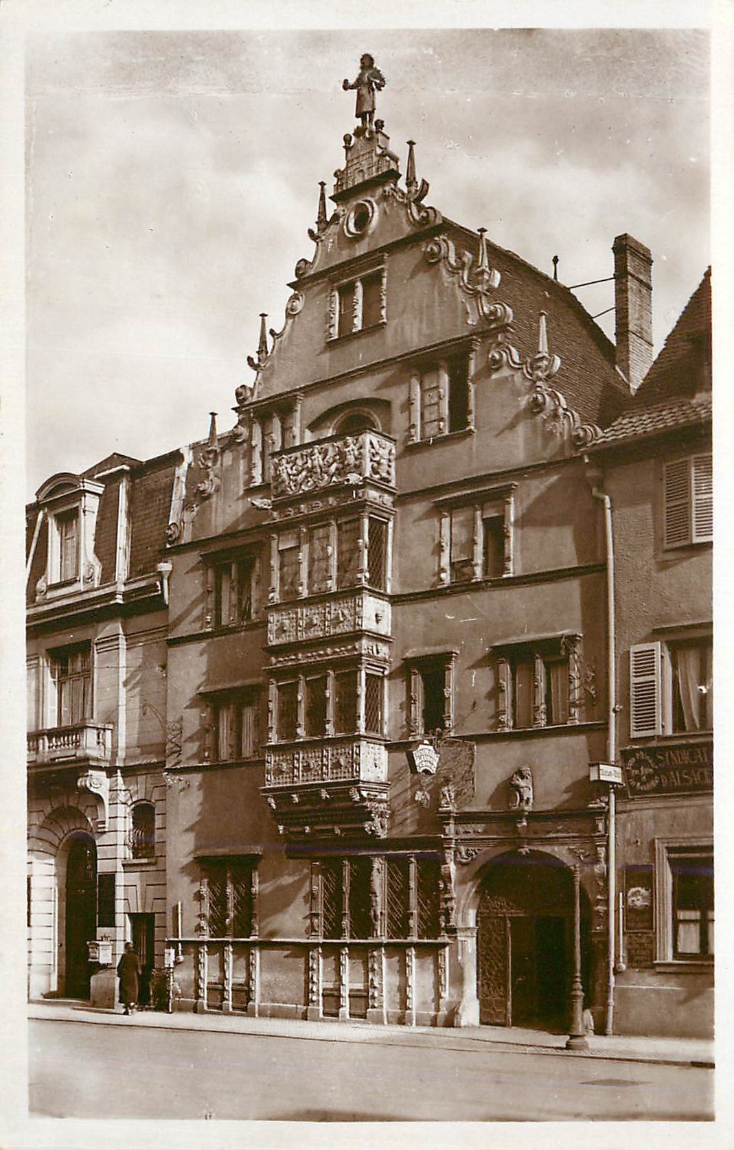 CPM le Vieux Colmar la Maison des Tetes