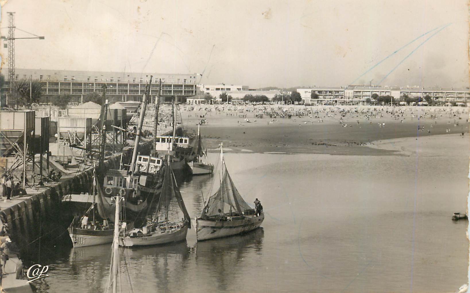 CPM Royan le Port et la Plage Enfants