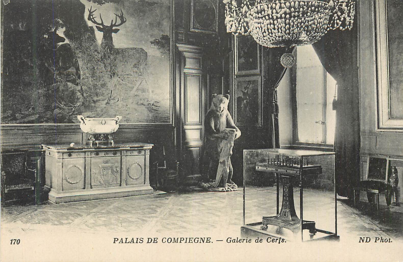 Palais de Compiègne — Galerie de Cerfs — ND Phot.
