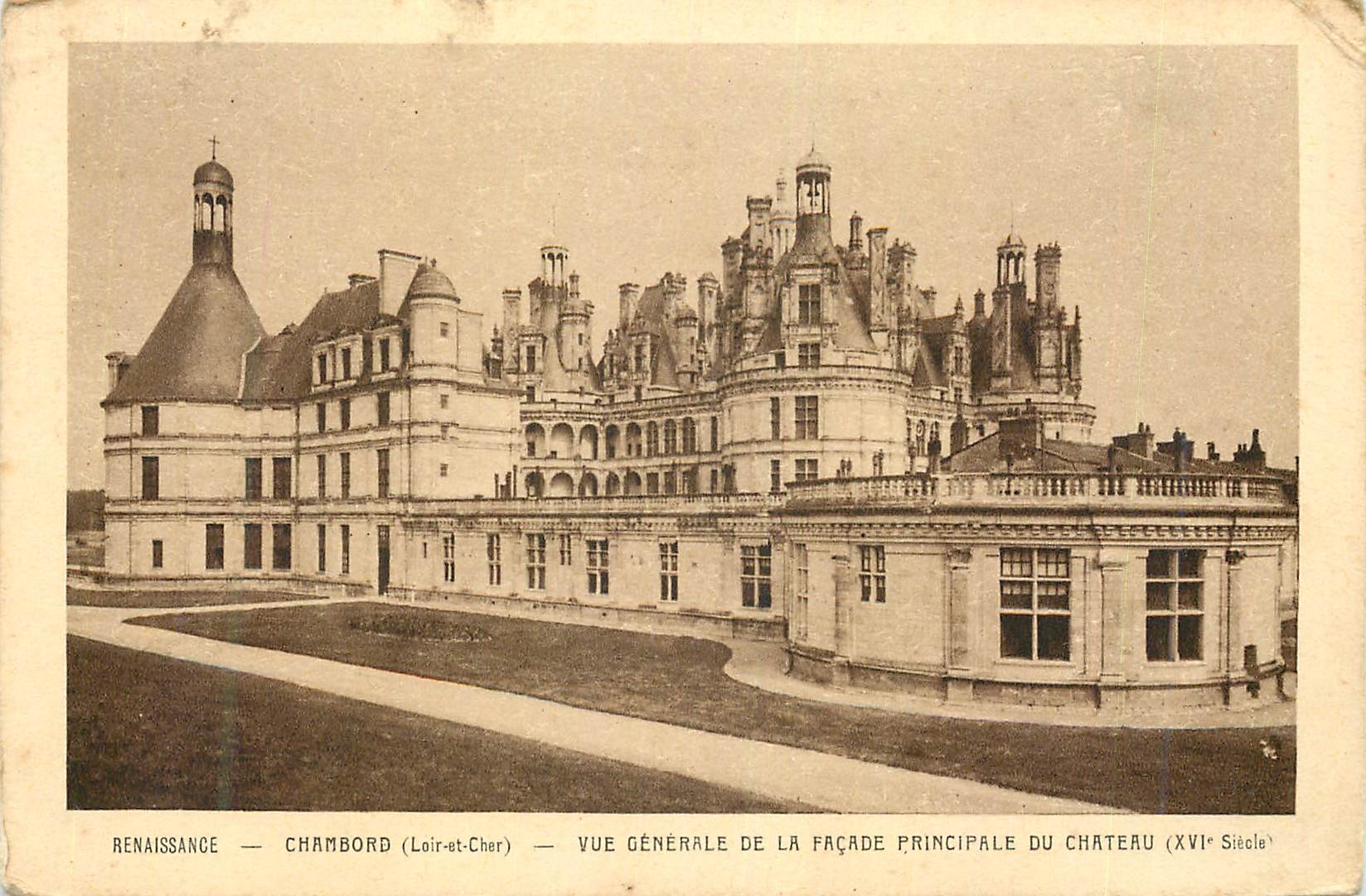 Chambord (Loir-et-Cher) — Vue générale de la façade principale du château (XVIe siècle) — éditeur BRAUN & Cie, Paris