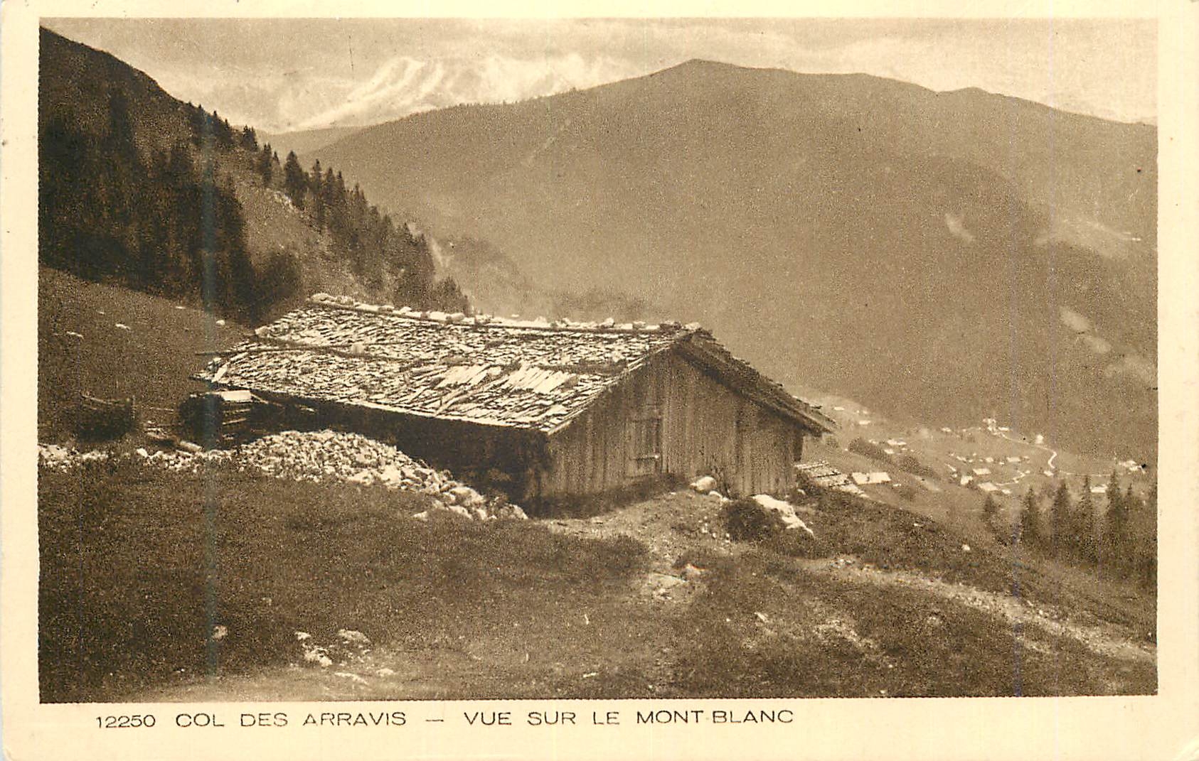 CPA 12250 col des arravis vue sur le mont blanc