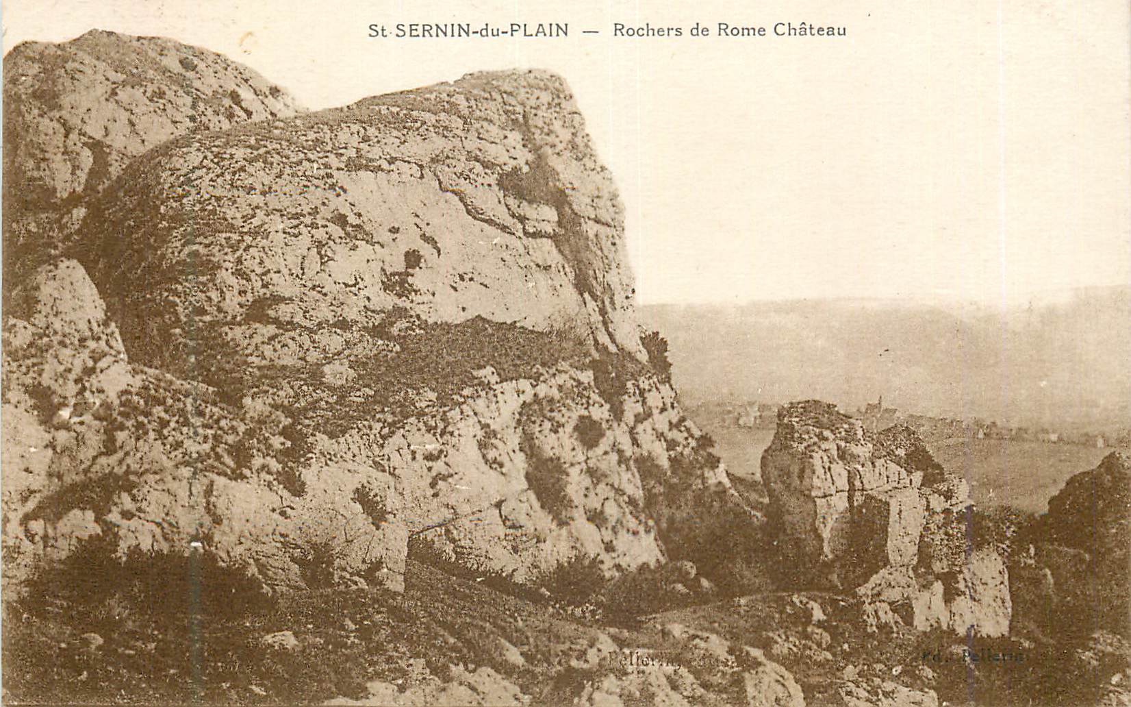 CPA St sernin du plain rochers de rome chateau