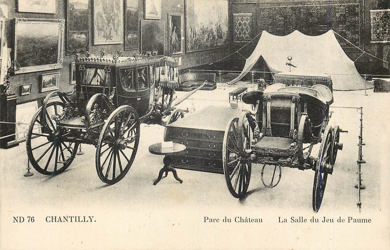 CPA Chantilly parc de chateau la salle du jeu de paume