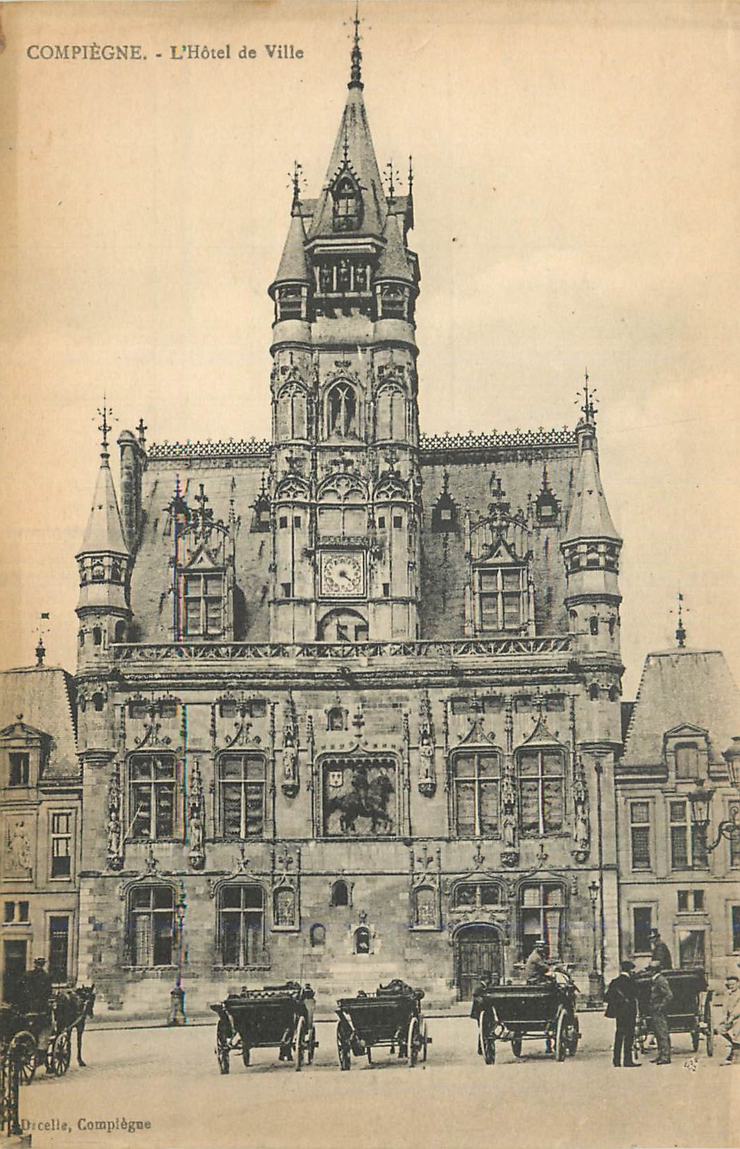 CPA Compiegne hotel de ville