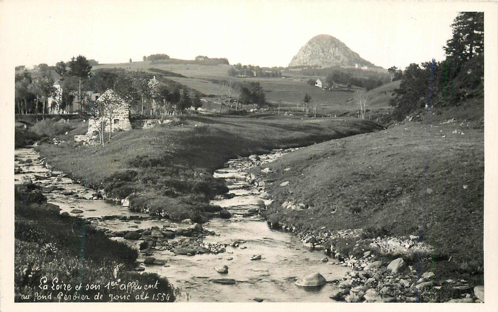 La Loire et son 1er affluent au Pont Perbier de Joux alt. 1.554 — Éditions A. ROCHE St-Agrève