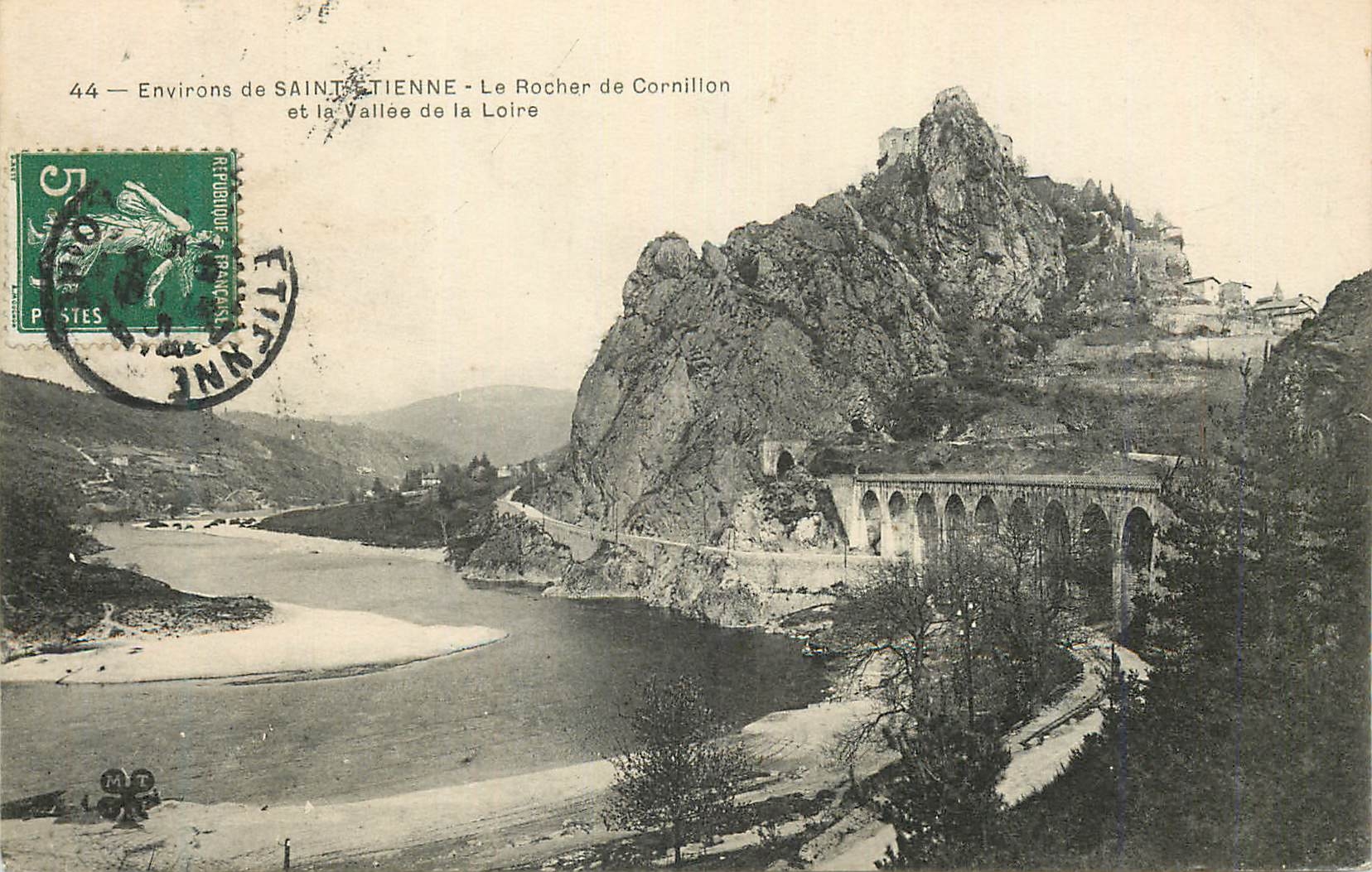 CPA Environs de saint etienne le rocher de cornillon et la vallee de la loire