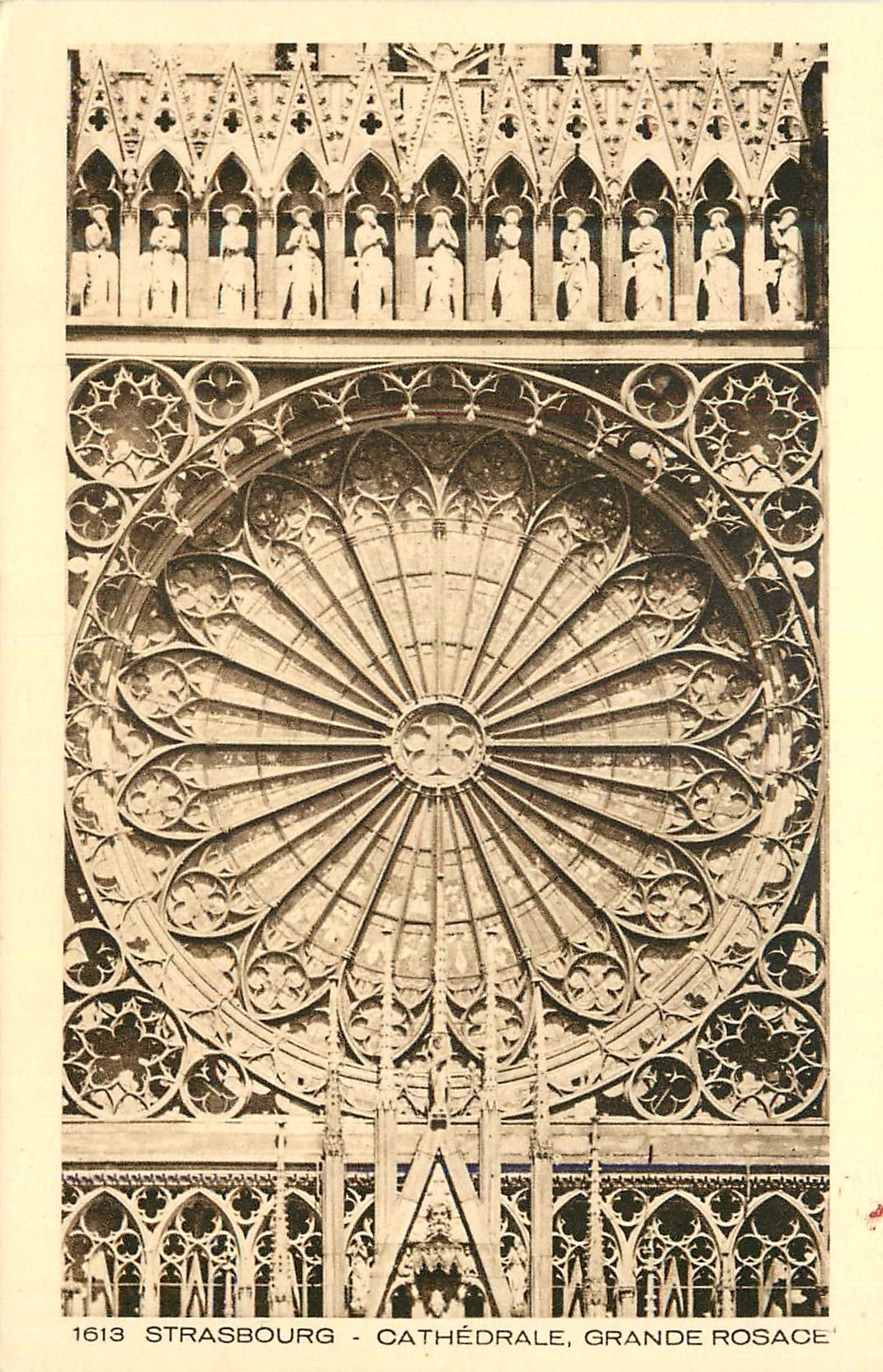 CPA 1613 strasbourg cathedrale grande rosace