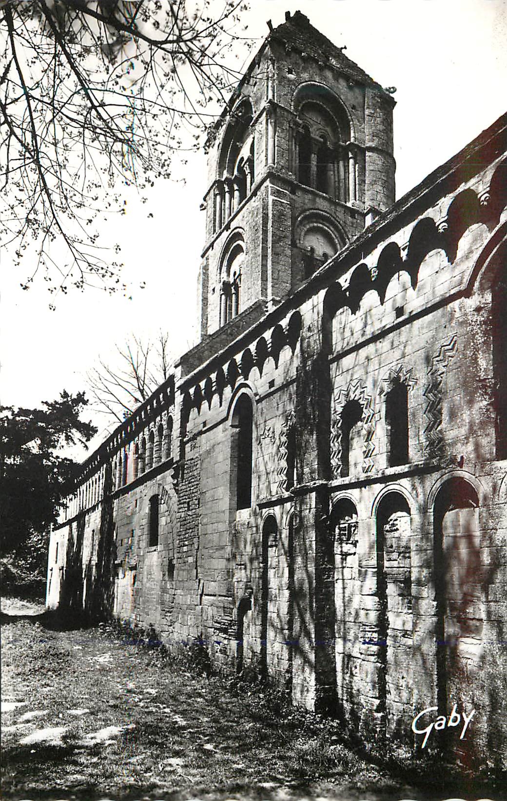 CPM 8 thaon(calvados) l eglise et le clocher(xi s)
