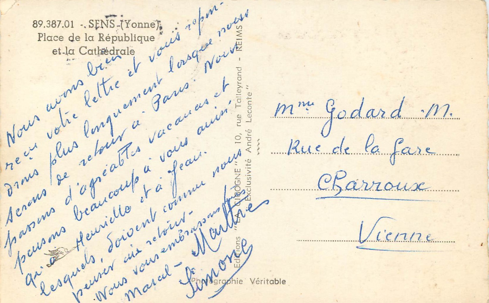 CPM 89 387 01 sens (yvonne) place de la republique et la cathedrale — Rückseite