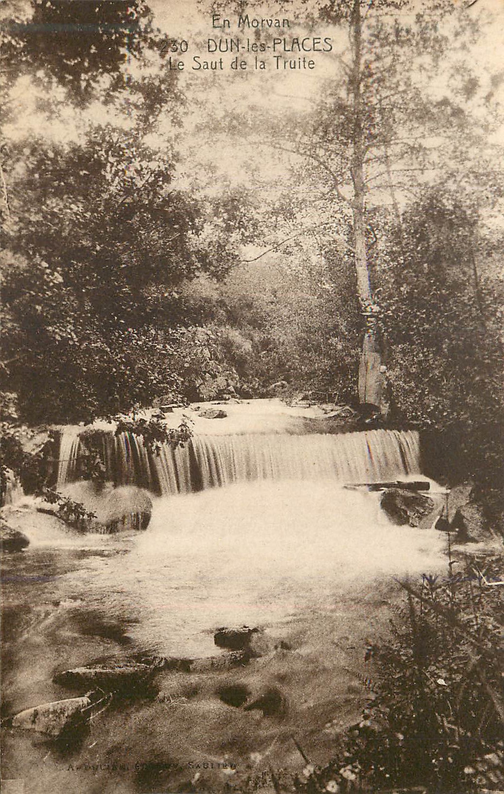 CPA En morvan 230 dun les places le saut de la truite