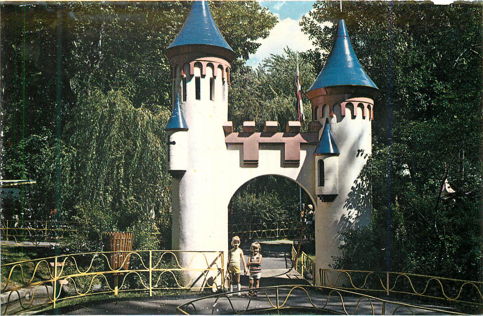 CPM Montreal quebec children s zoo le zoo des enfants lafontaine park