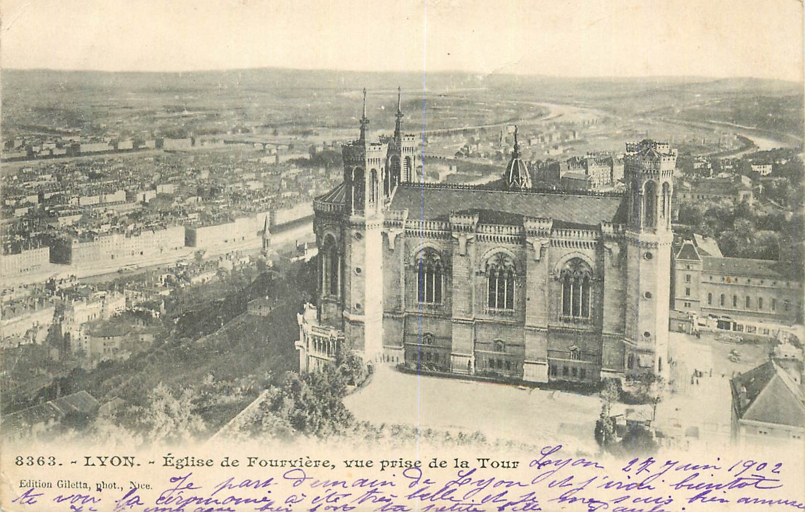 CPA 8363 lyon eglise de fourviere vue prise de la tour (carte 1900)