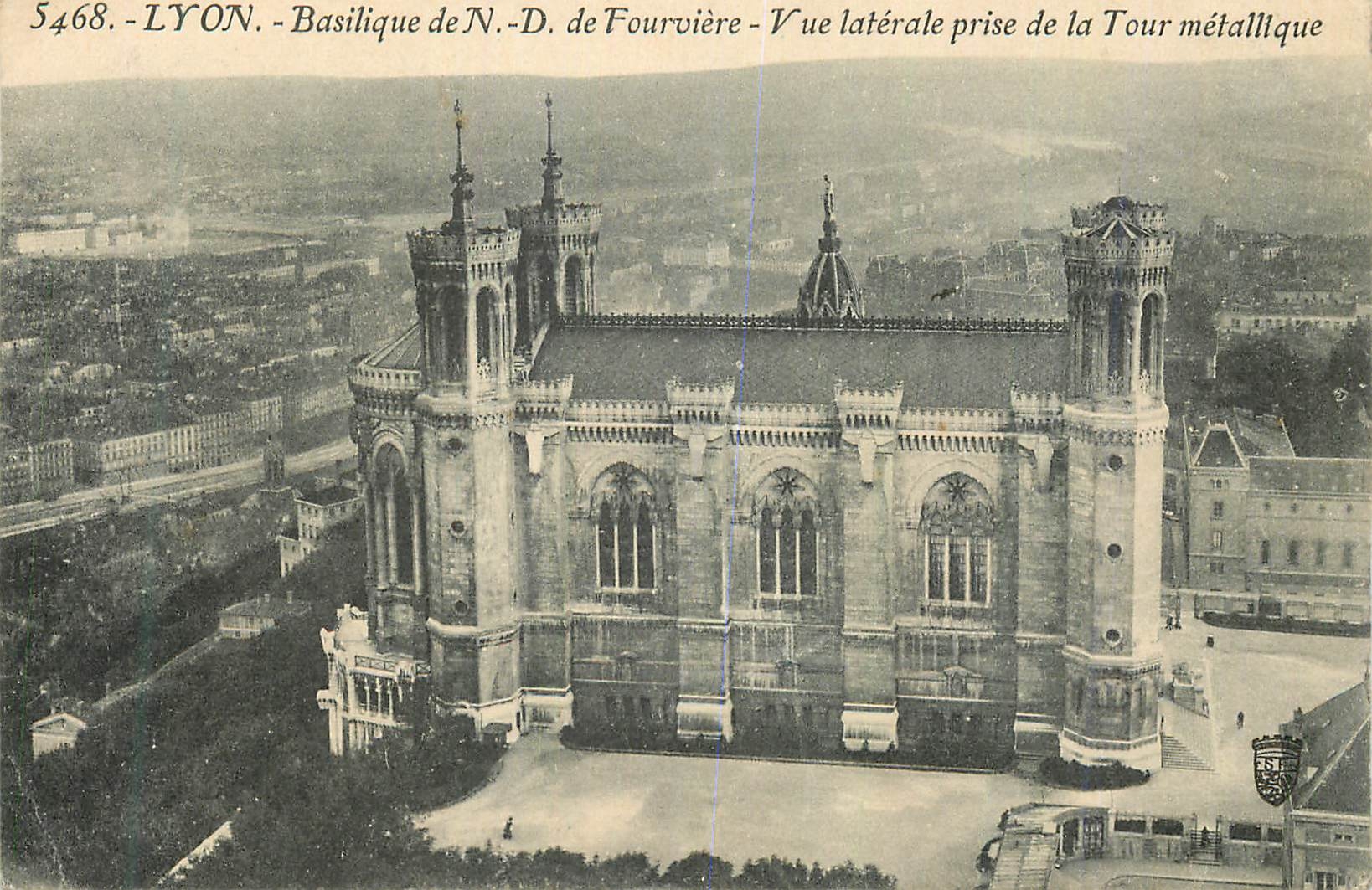 CPA 5468 lyon basilique de n d de fourviere vue laterale prise de la tour metallique