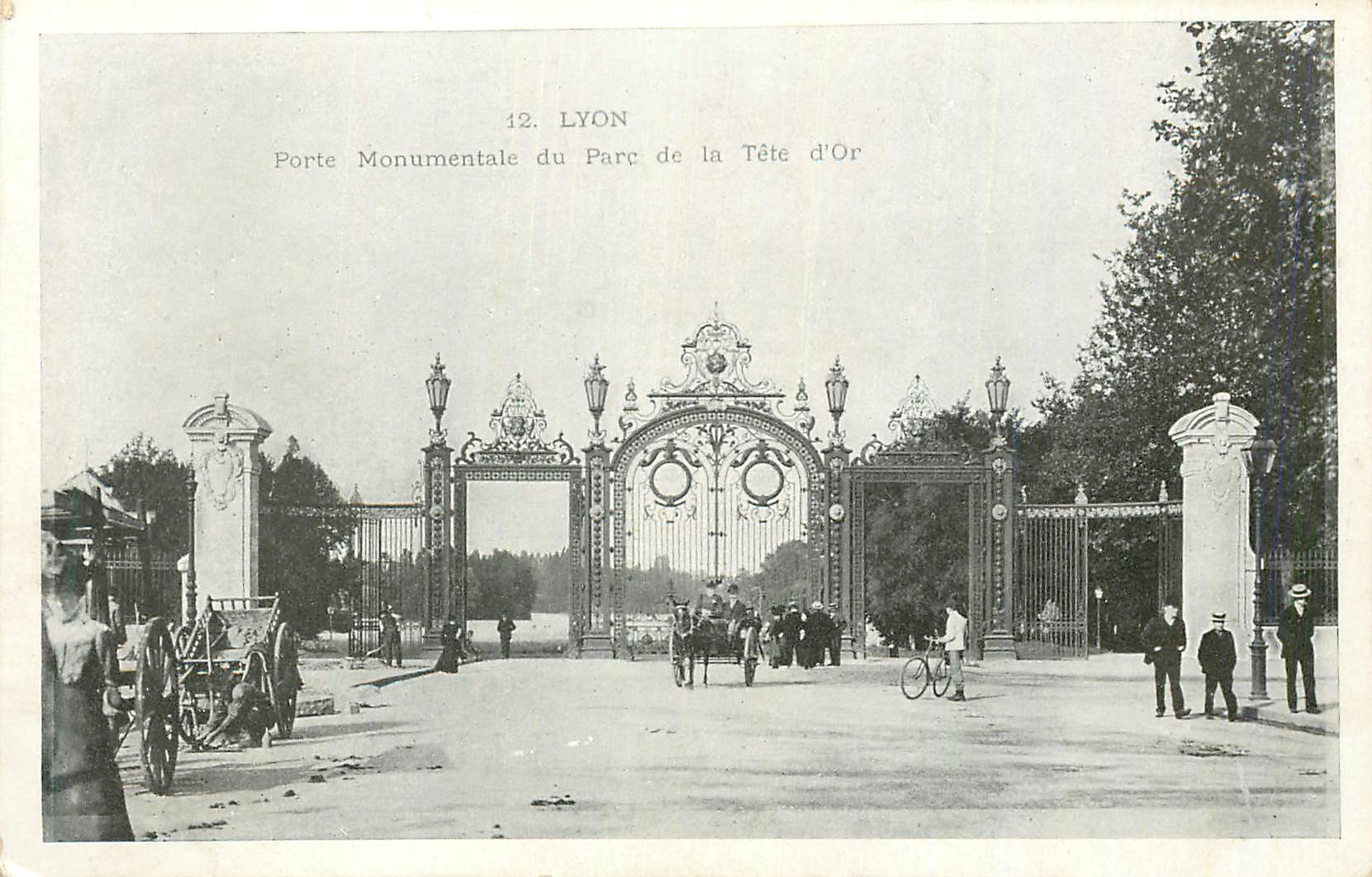 CPA 12 lyon porte monumentale du parc de la tete d or