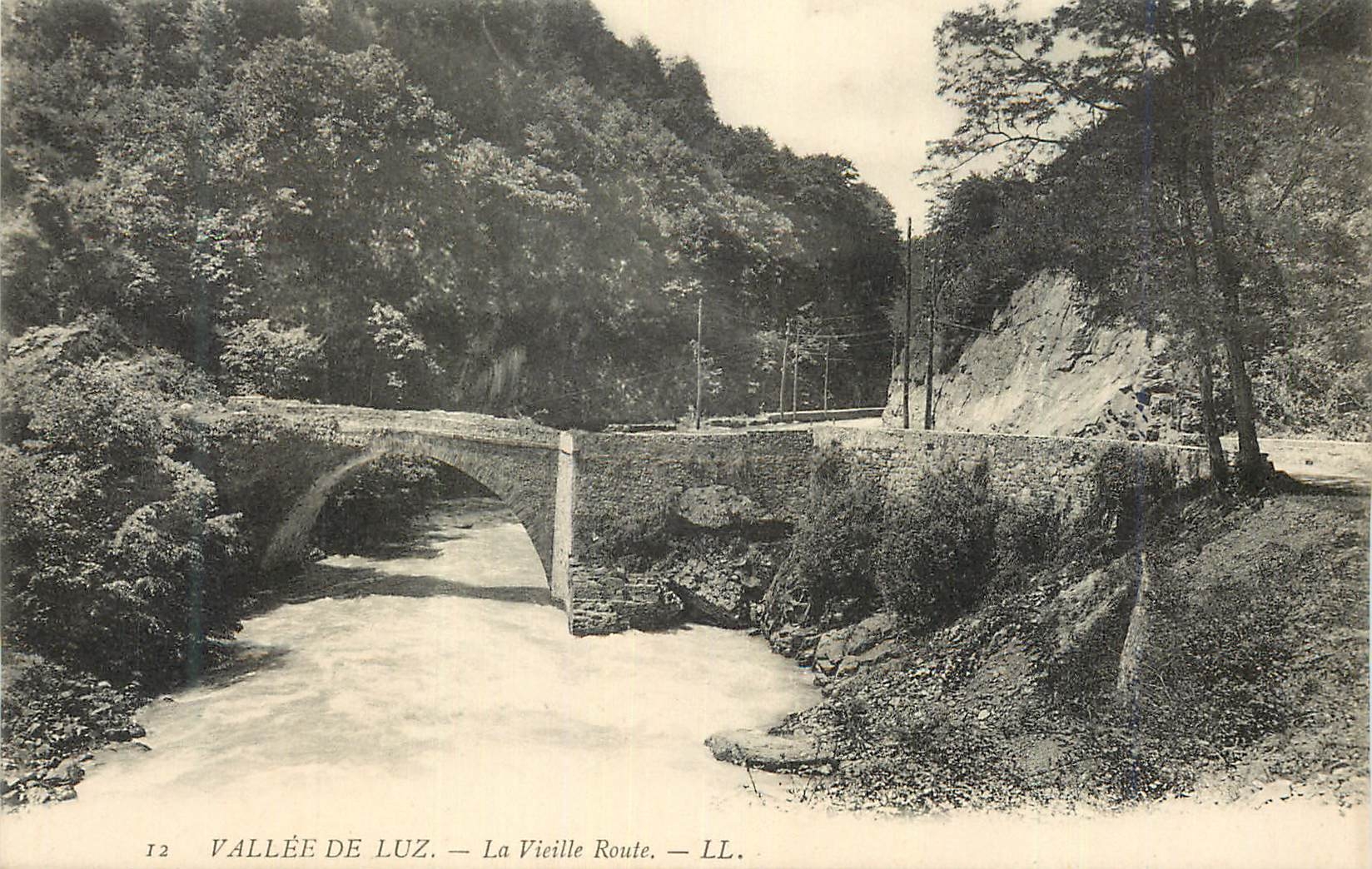 CPA 12 valle de luz la vielle route