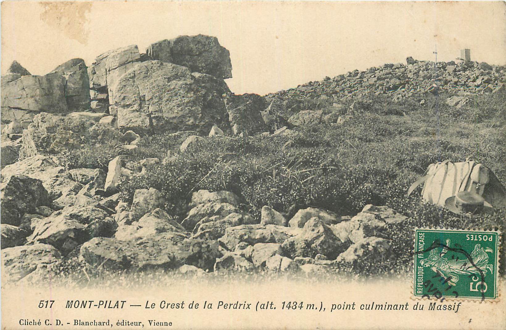 CPA 517 mont pilat le crest de la perdix(alt 1484m) point culminant du massif