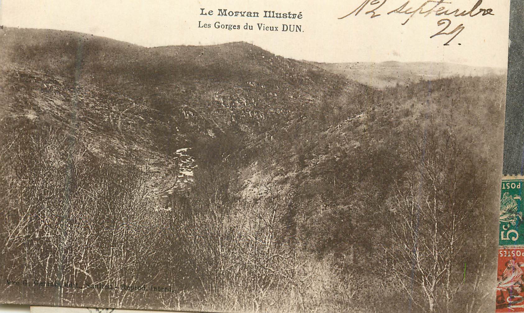 CPA Le morvan illustre les gorges de vieux dun