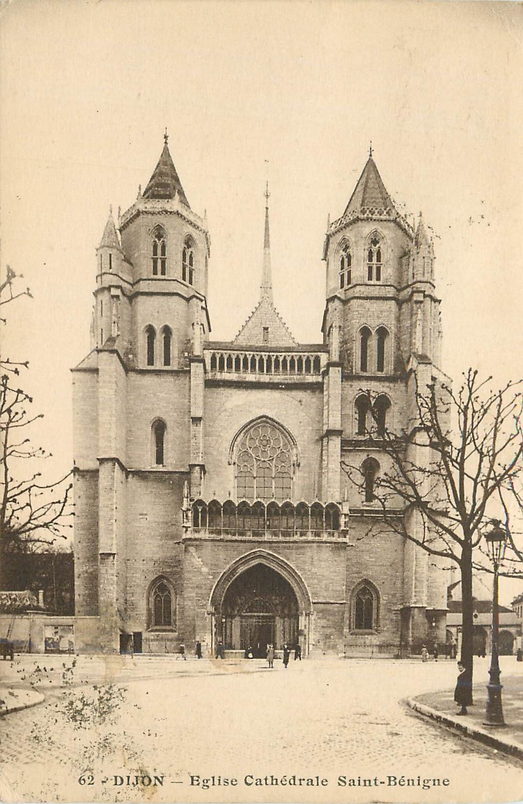 CPA 62 dijon eglise cathedrale saint benigne
