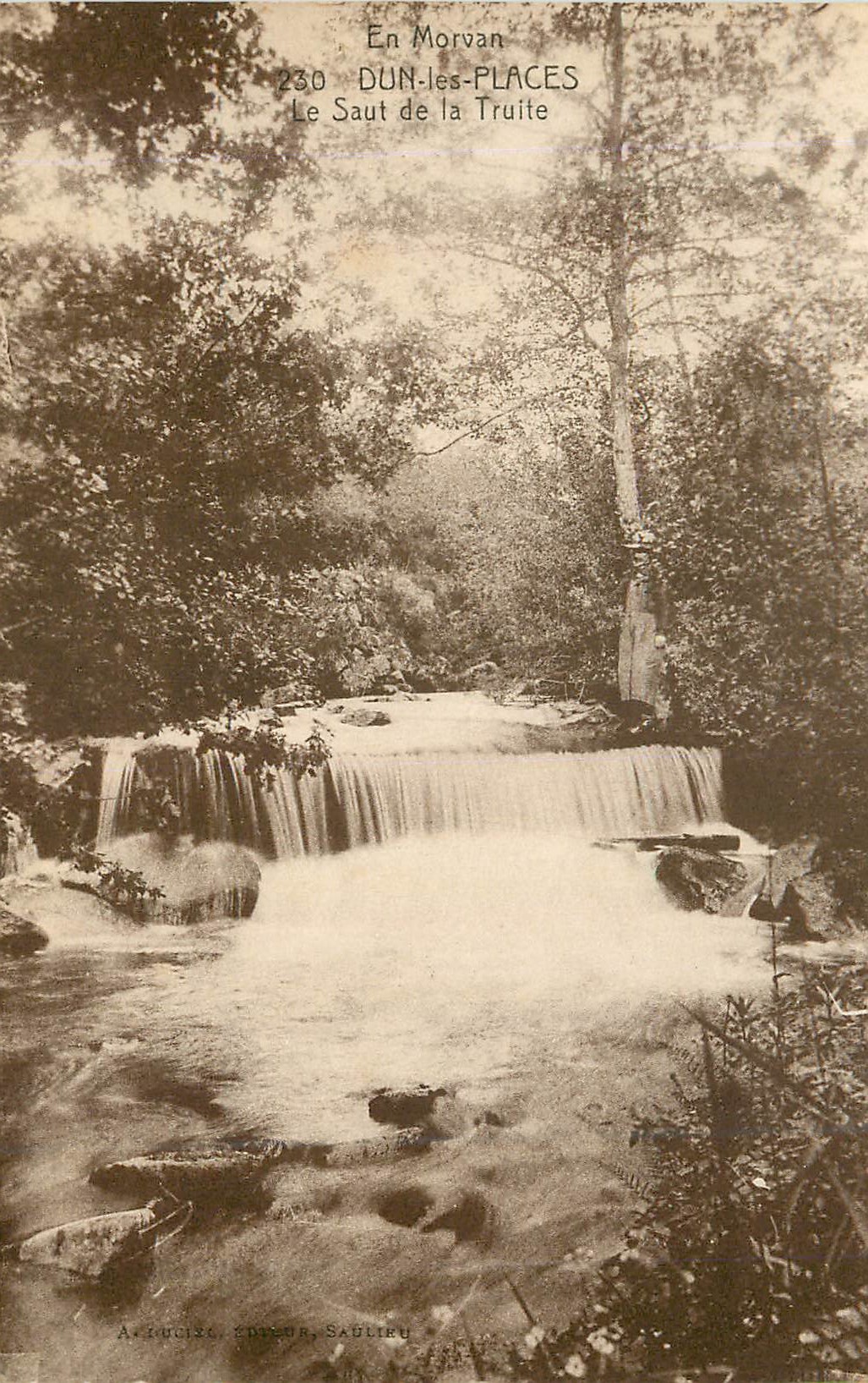 CPA En morvan 230 dun les places le sauts de la truite