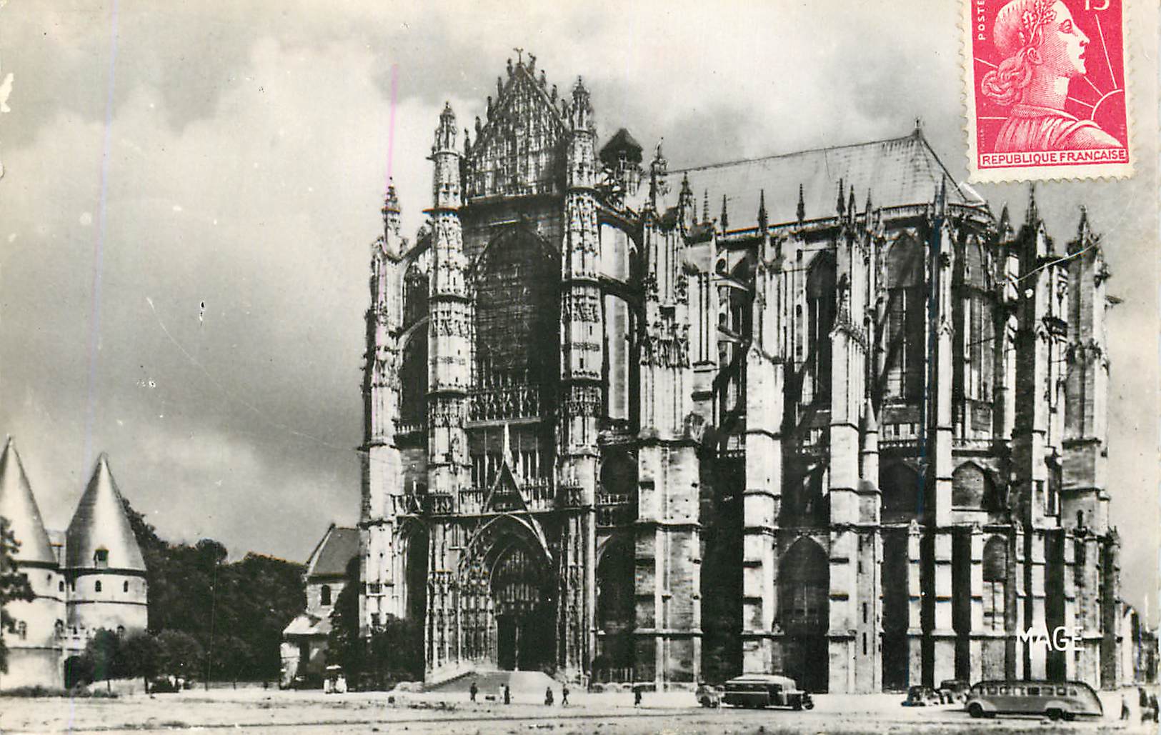 CPM 17 beauvais(oise) la cathedrale