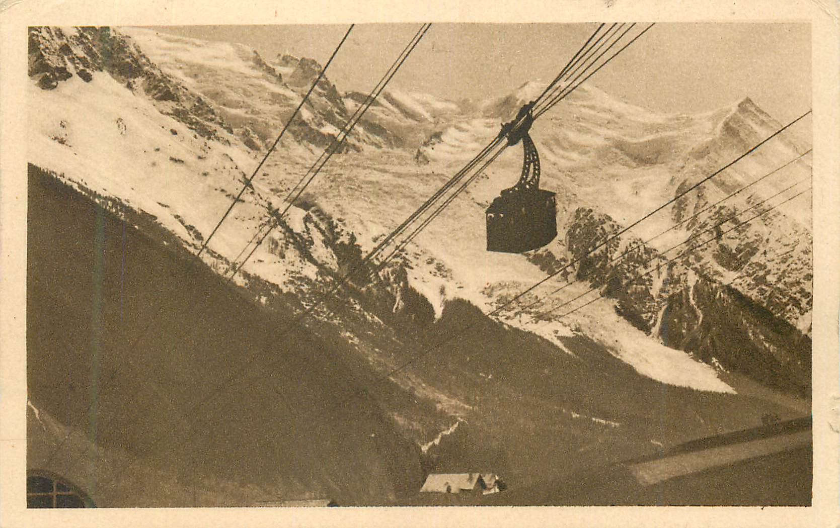 CPA 53 chamonix mont blanc teleferique plaupraz le brevent(2525m) vue sur le mont blanc