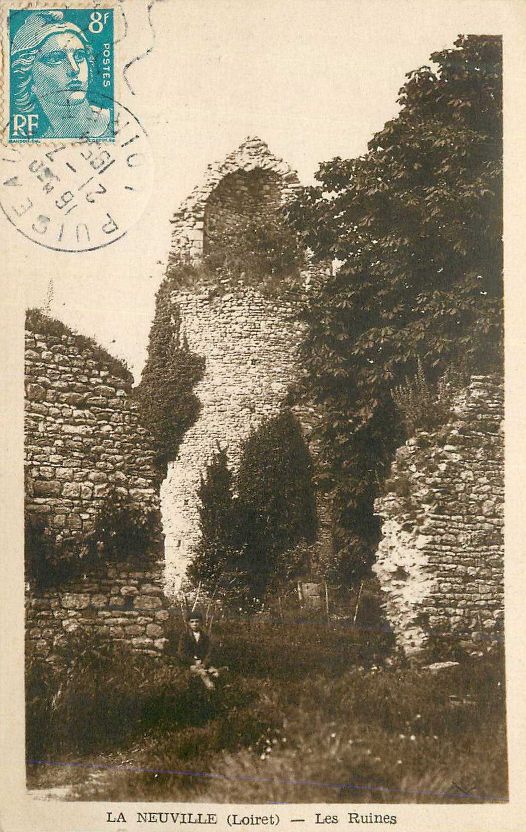 CPA La neuville (loiret) les ruines