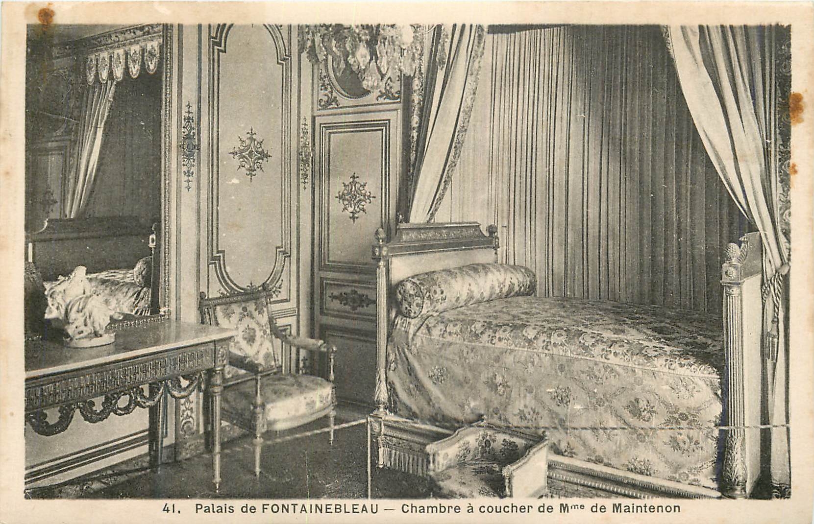 Palacio de FONTAINEBLEAU — Habitación de Madame de Maintenon — n°41