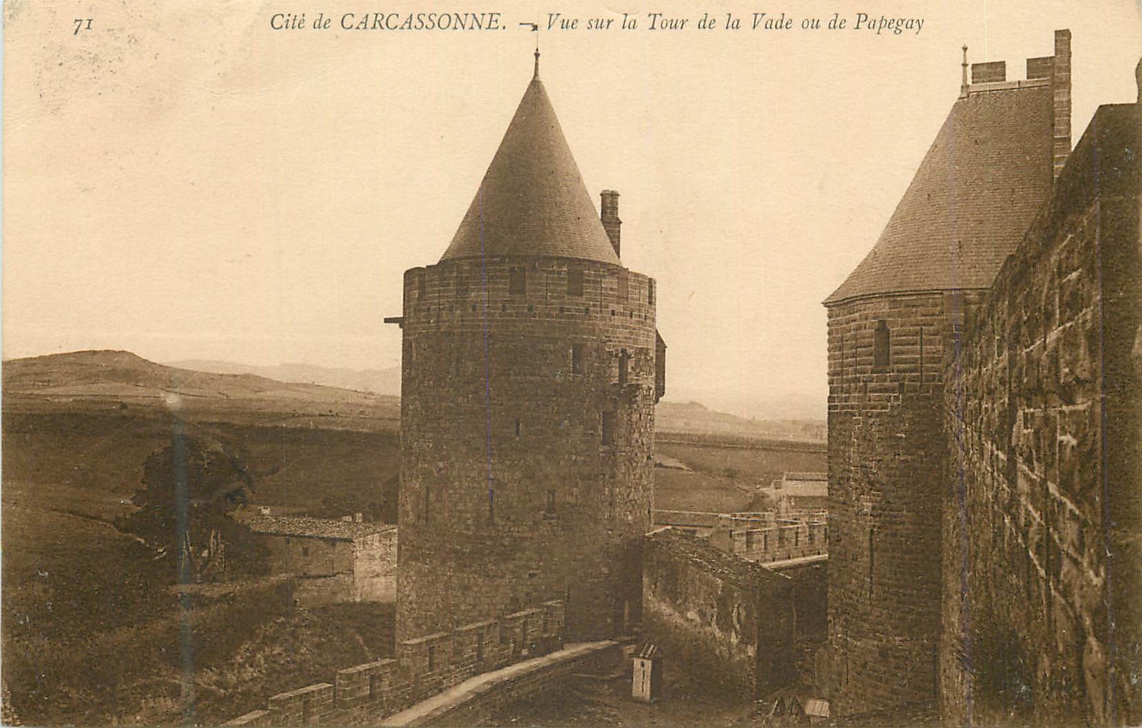 Cité de CARCASSONNE — Vue sur la Tour de la Vade ou de Papegay — éditeur inconnu, n° 71