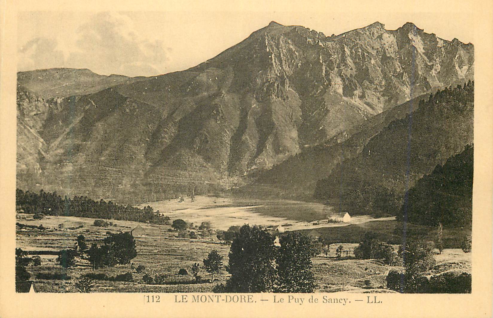 CPA 112 le mont dore le puy de sancy