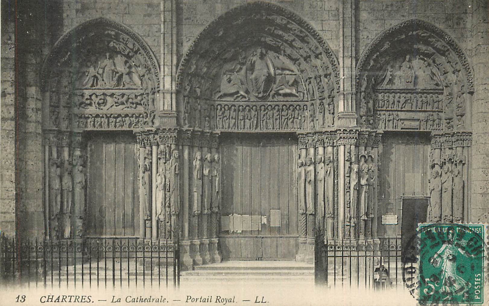 CPA 13 chartres la cathedrale portail royal