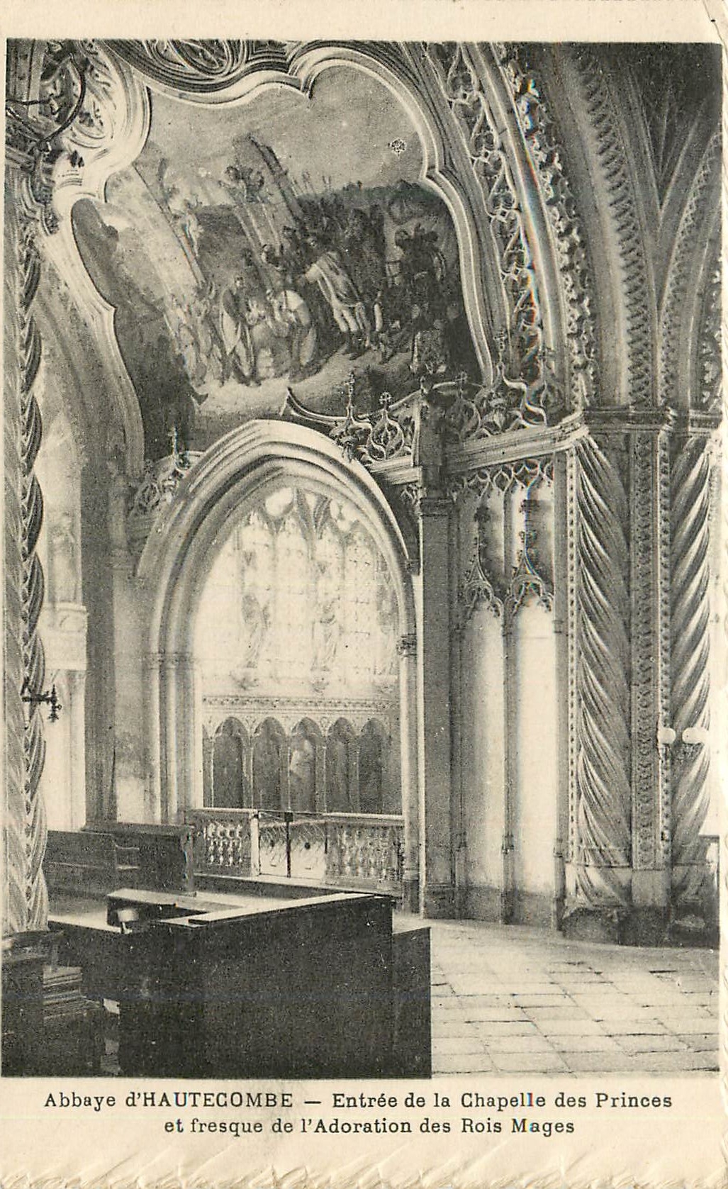 CPA Abbaye d'Hautecombe Entree de la Chapelle des Princes et Fresque de l'Adoration des Rois Mages