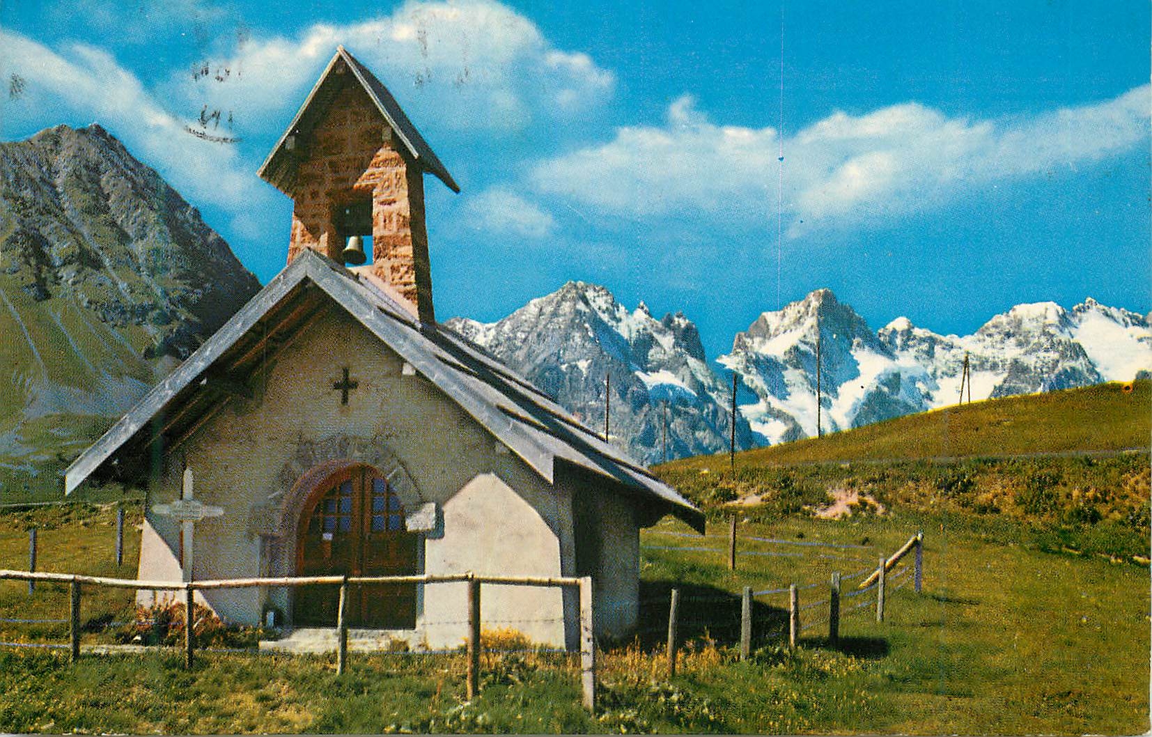 CPM Les Alpes en Couleurs Naturelles Chapelle en Montaigne