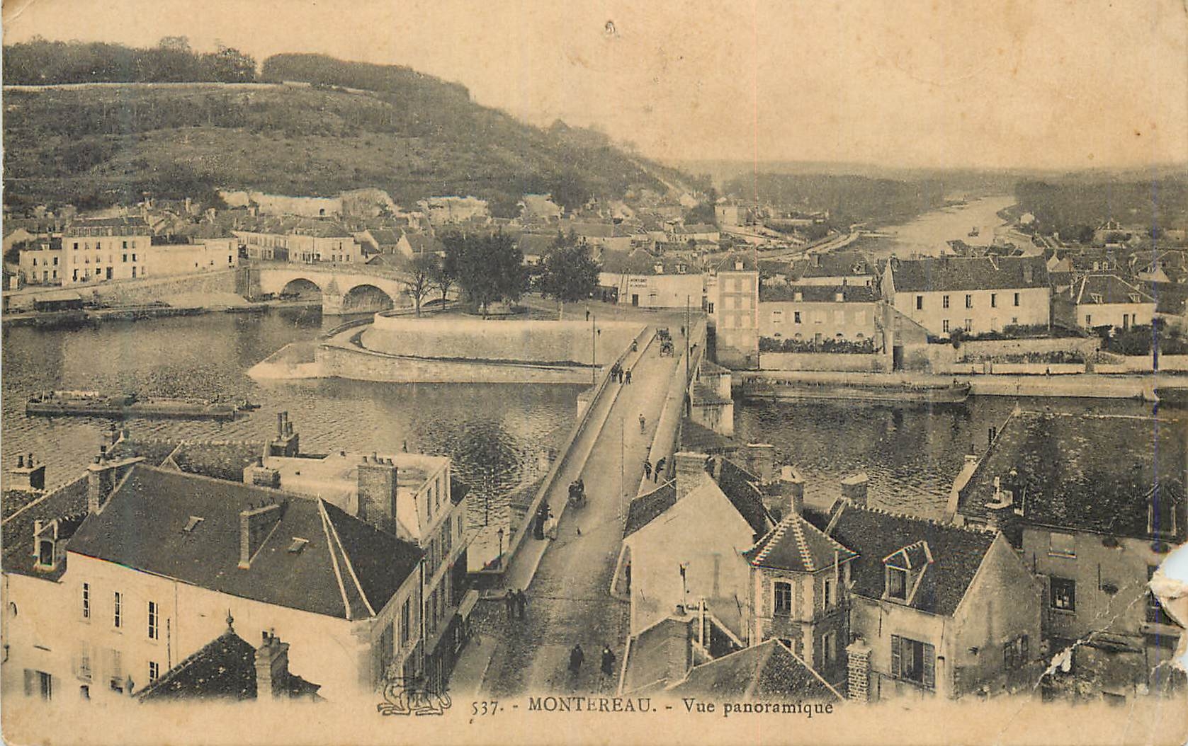 CPA Montereau Vue Panoramique
