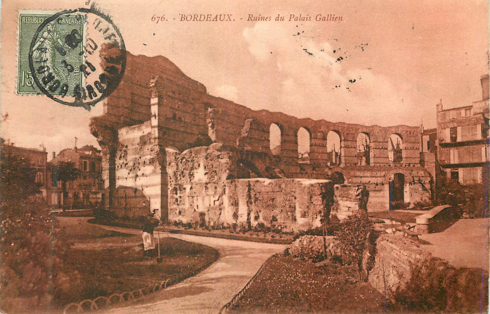 CPA Bordeaux Ruines du Palais Gallien