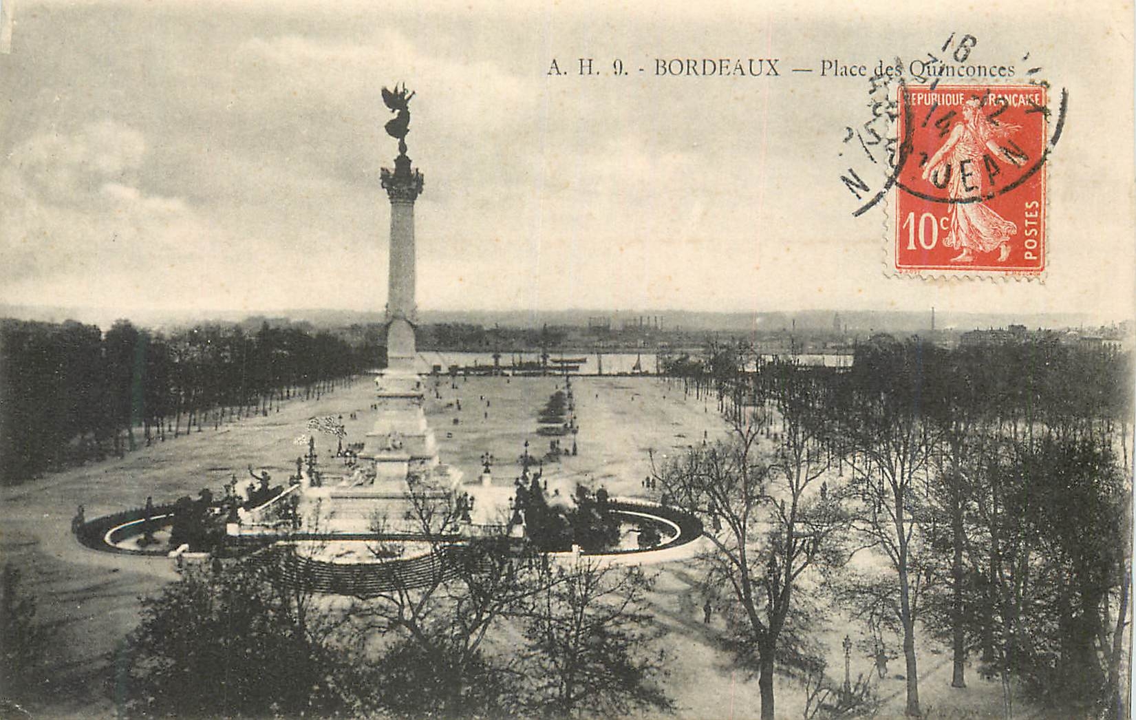 CPA Bordeaux Place des Quinconces