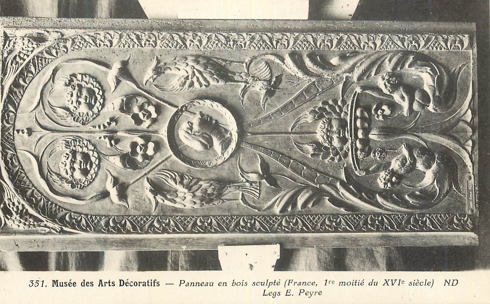 CPA Musee des Arts Decoratifs Panneau en Bois Sculpte (France Iere Moitie du XVIe Si) ND