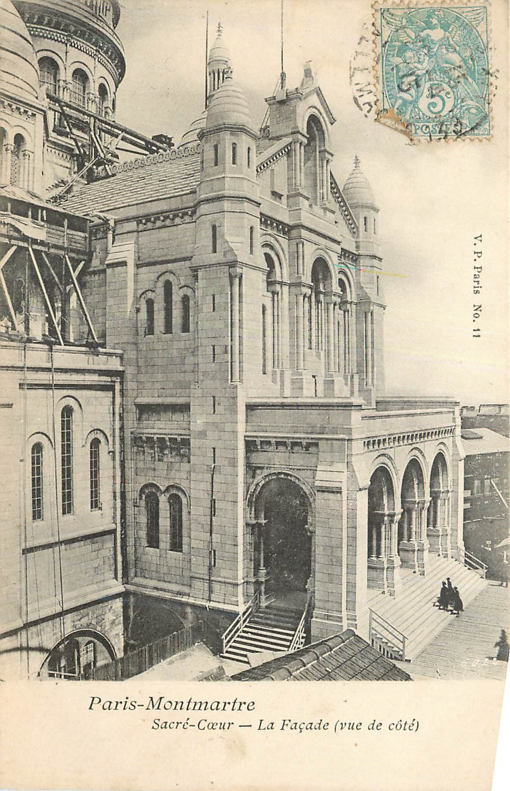 CPA Paris Montmartre Sacre Coeur La facade (Vue de Cote)