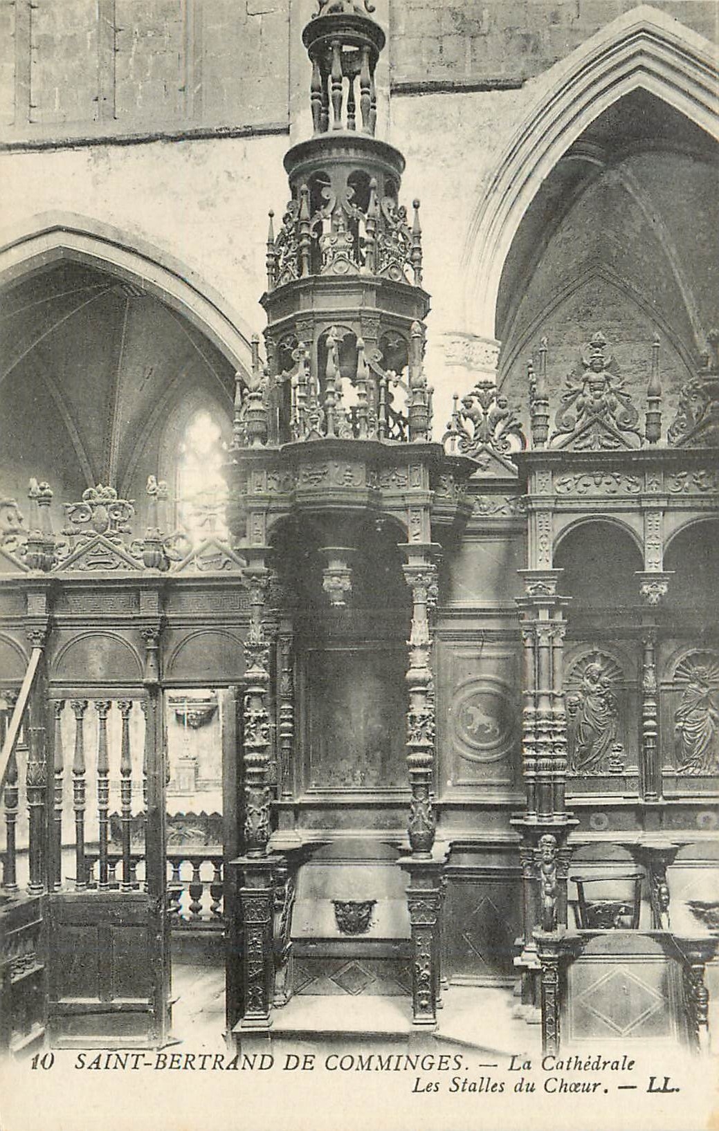 CPA Saint Bertrand de Comminges La Cathedrale les Stalles du Choeur LL