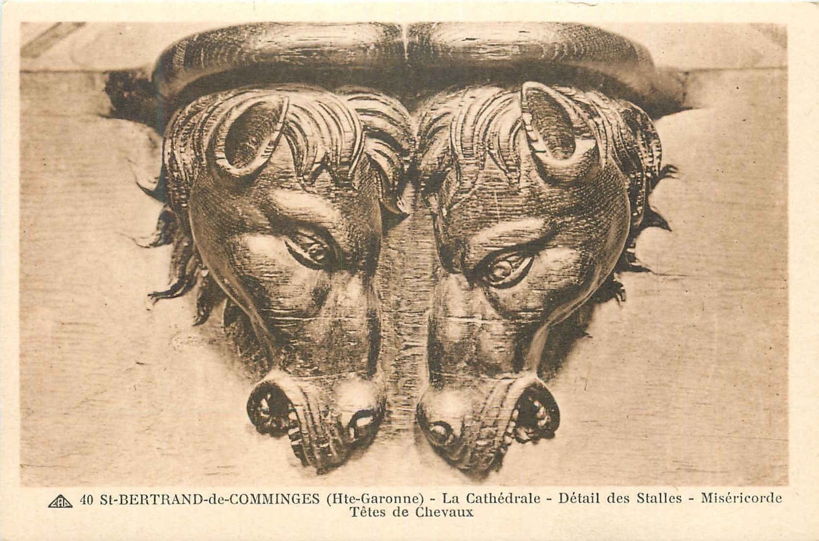 CPA Saint Bertrand de Comminges (Hte Garonne) Le Cathedrale des Stalles Misericorde Tetes de Cheveaux
