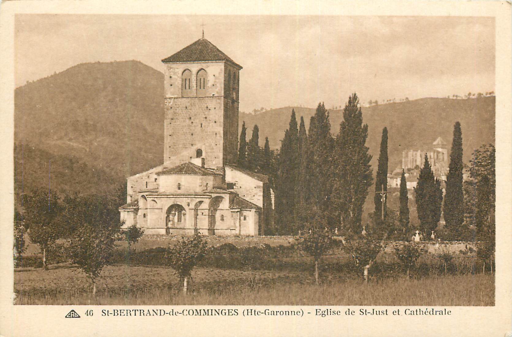 CPA Saint Bertrand de Comminges (Hte Garonne) Eglise de St Just et Cathedrale