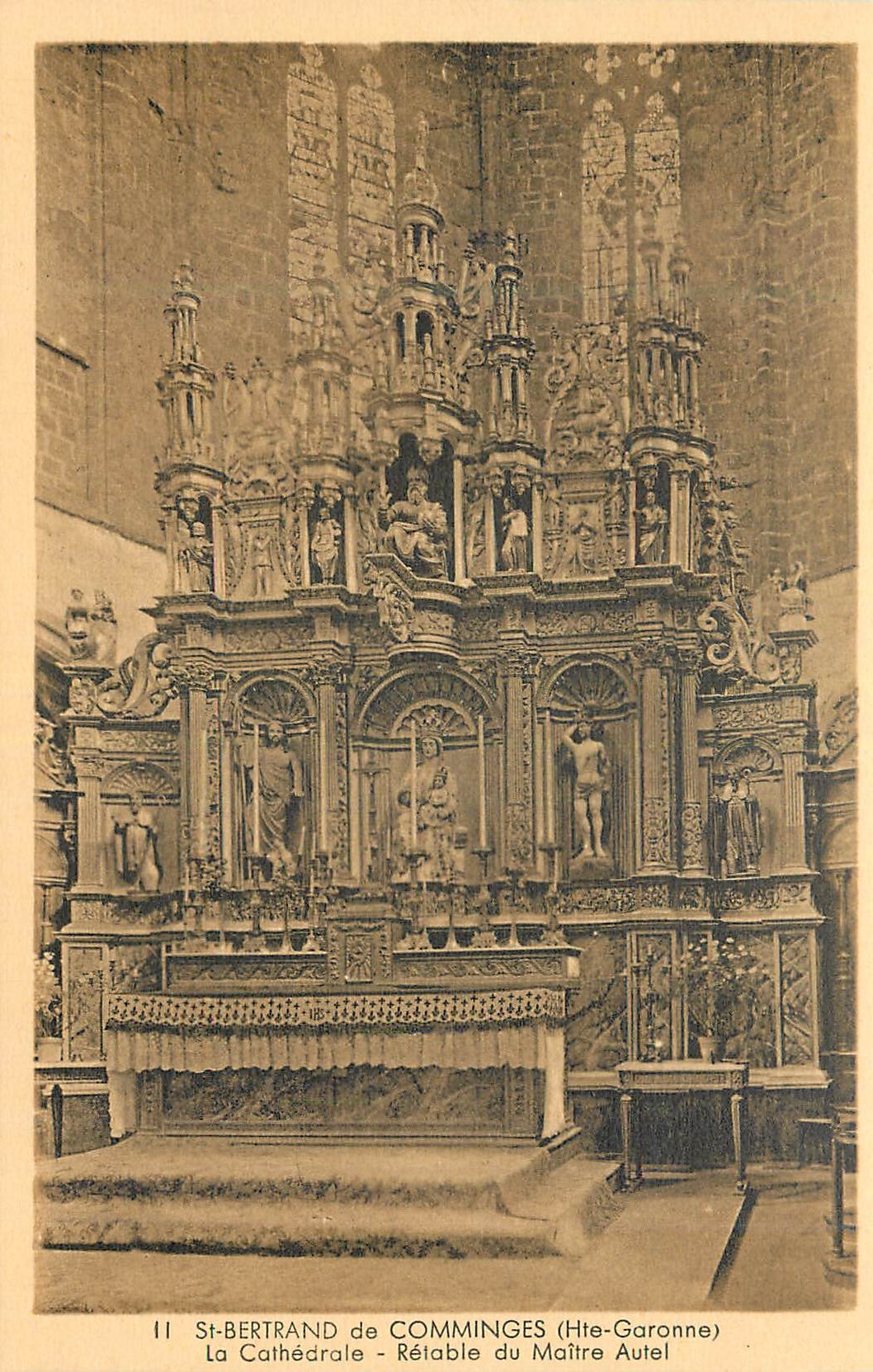 CPA Saint Bertrand de Comminges (Hte Garonne) La Cathedrale Retable du Maitre Autel