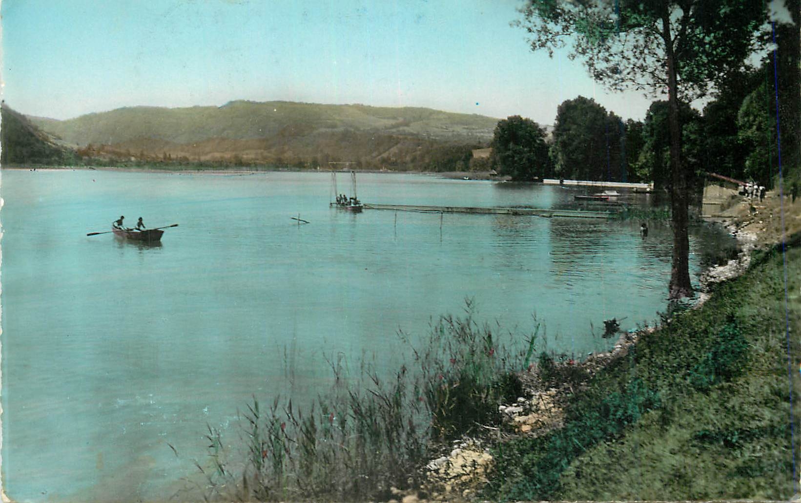 CPM Lac de Paladru Charavines (Isere) La Plage de vers Ars