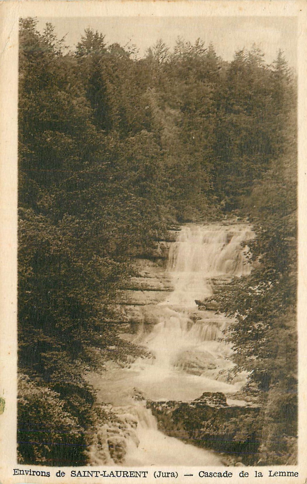 CPA Environs de Saint Laurent (Jura) Cascade de la Lemme
