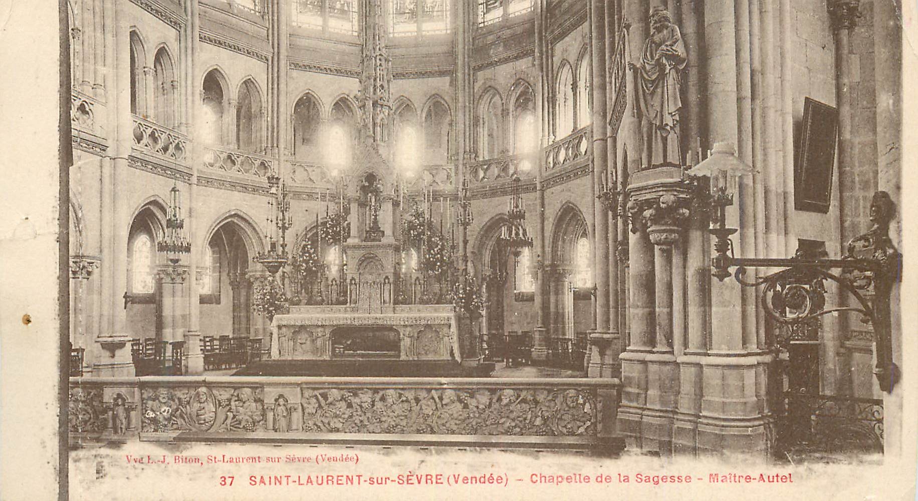 CPA Saint Laurent sur Sevre(Vendee) Chapelle de la Sagesse Maitre Autel
