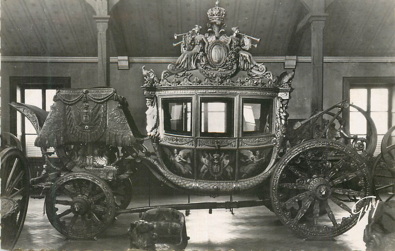 Carrosse du Sacre de Charles X et du baptême du Prince Impérial (fils de Napoléon III) — Versailles, Musée des voitures — Éd. André LECONTE, Paris