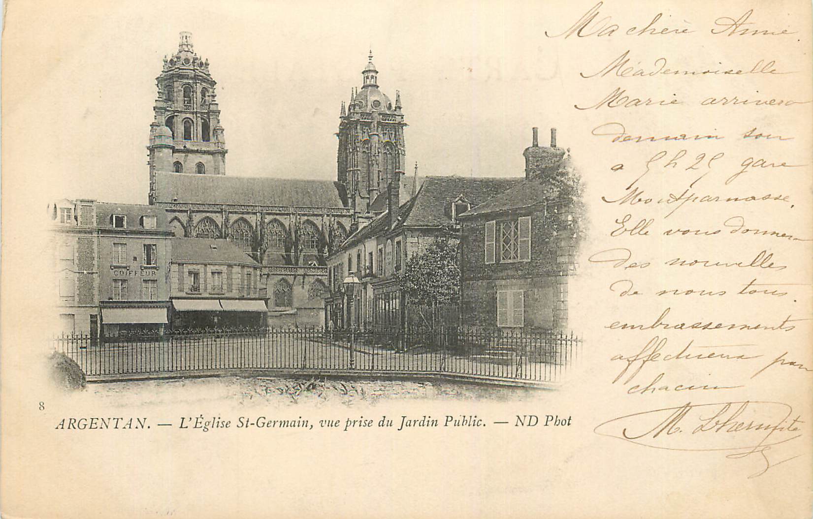 CPA Argentan l'Eglise St Germain Vue Prise du Jardin Public (carte 1900)